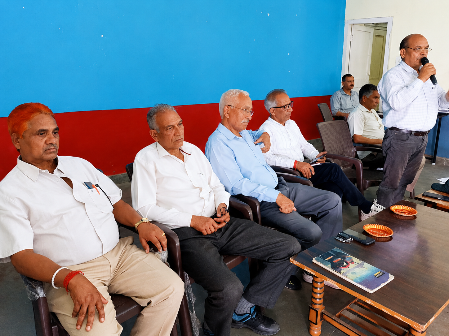 लंबित देनदारियों पर भड़के HPSEB पेंशनर्स, 15% महंगाई भत्ता जारी करने की उठाई मांग
