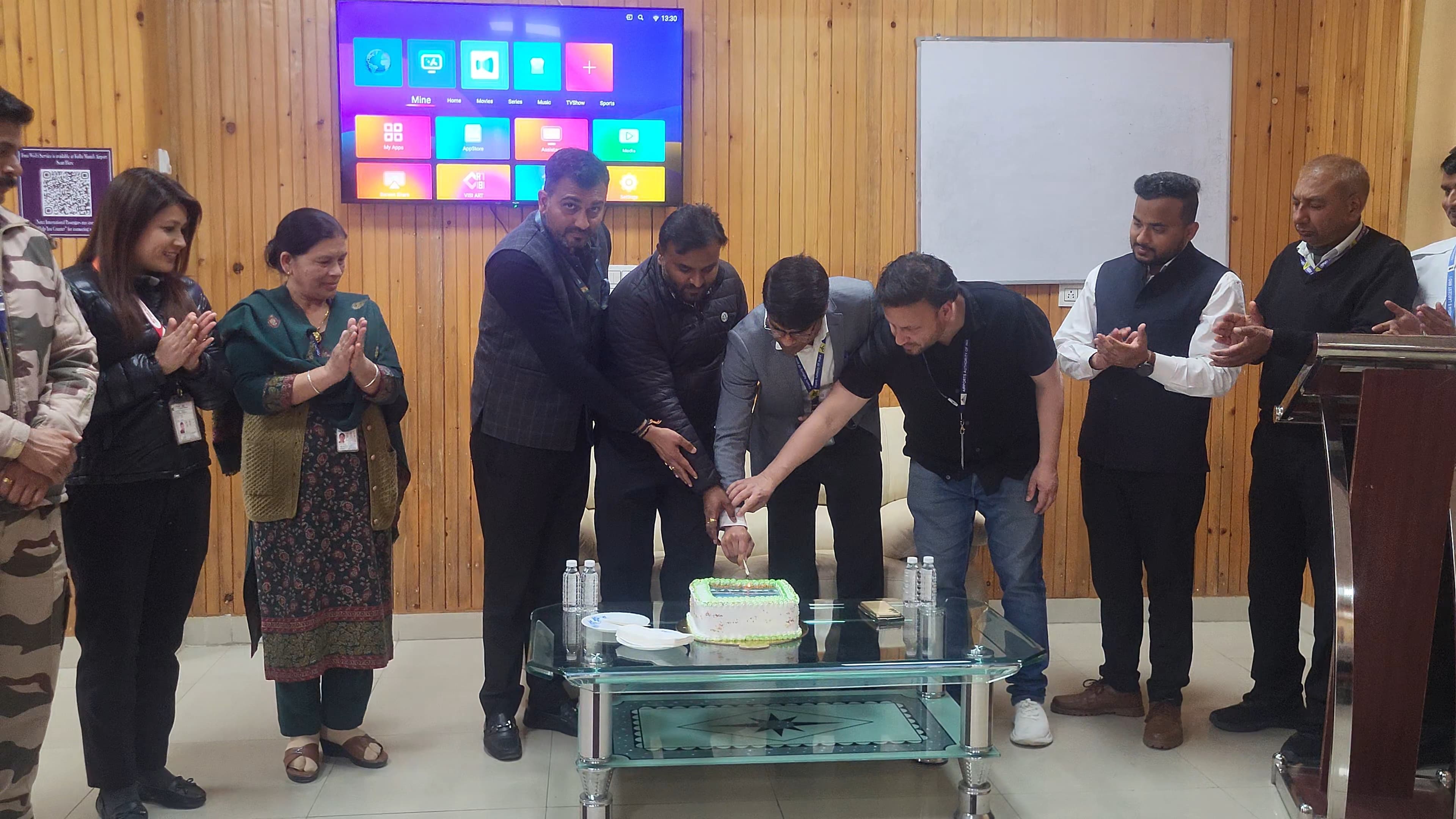 कुल्लू-मनाली एयरपोर्ट पर AAI का 31वां वार्षिक दिवस धूमधाम से मनाया