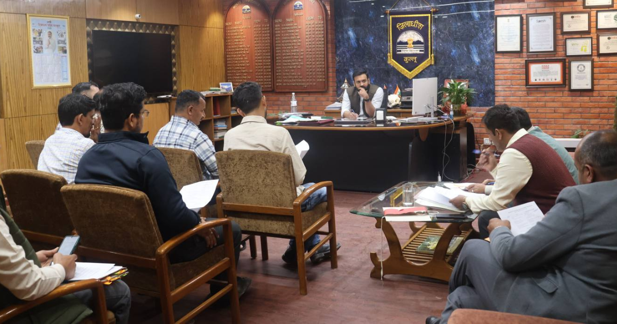 कसोल में ठोस कचरा प्रबंधन प्लांट को जल्द क्रियाशील करने के लिए बैठक आयोजित